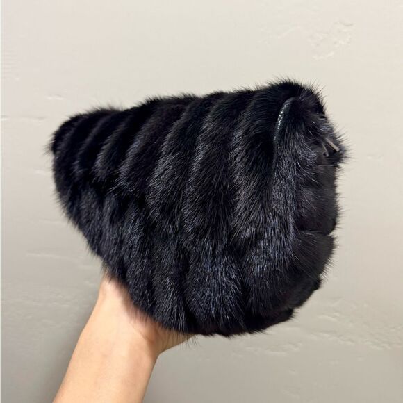 Asymmetric Real Mink Fur Handmade Saddle Bag/Shoulder Bag/Crossbody - Picture 11 of 15